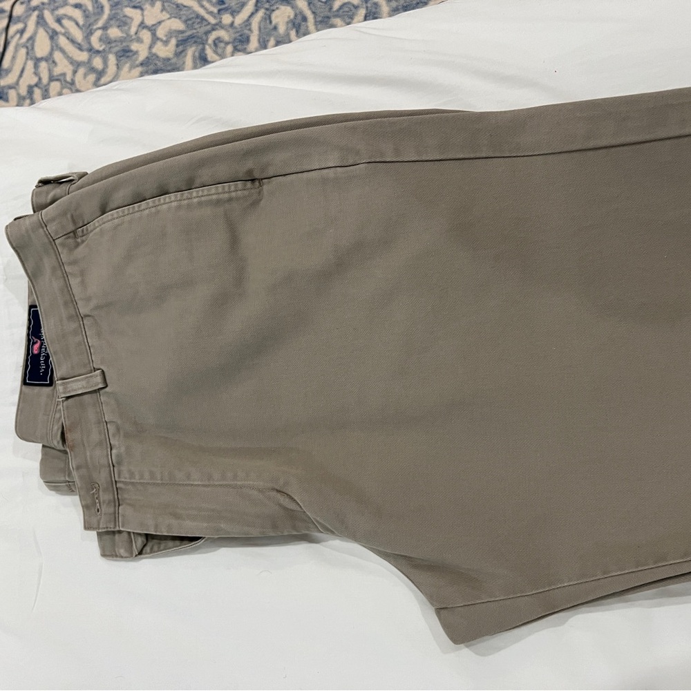 Vineyard vines men's khaki pants size 35 x 32